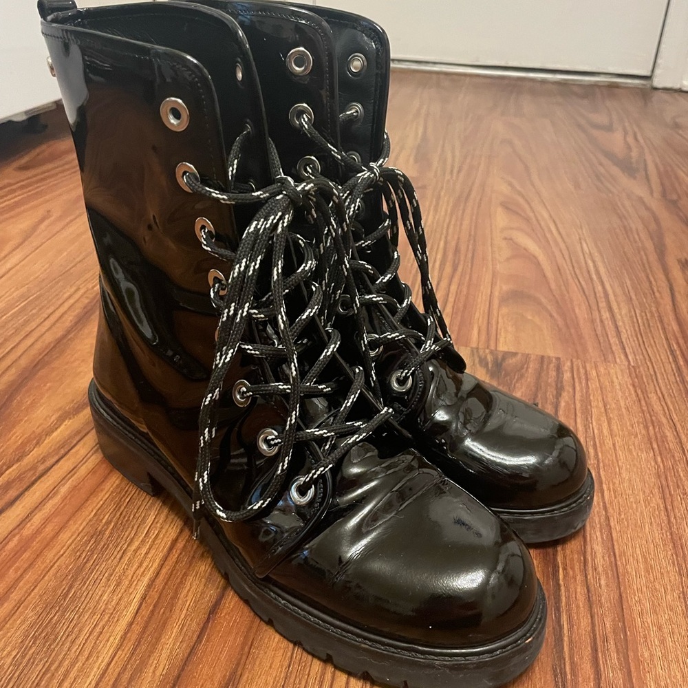 Stuart Weitzman size 8 patent leather combat boots